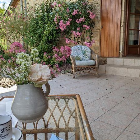 3 Self-Contained Gites With Pool And Games Room Saint-Georges-de-Noisne Exterior photo